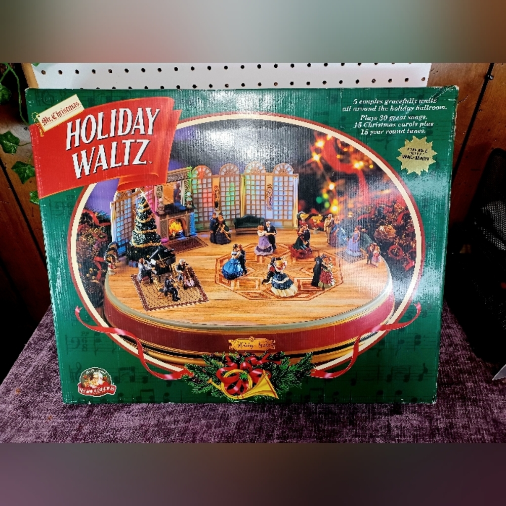 ● Mr Christmas Holiday Waltz- Rare- Vintage